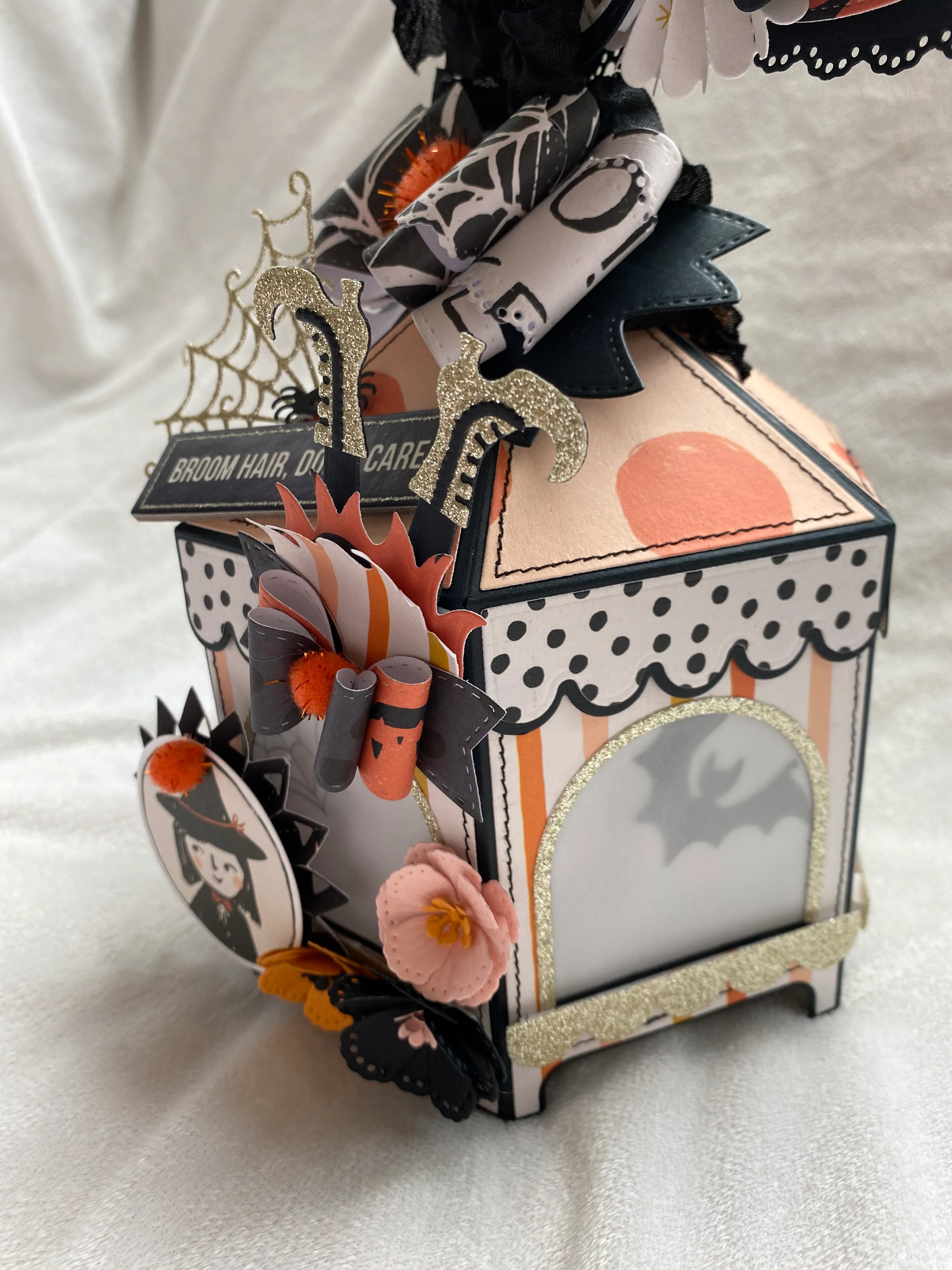 3D Carousel Gift Box - Image 20