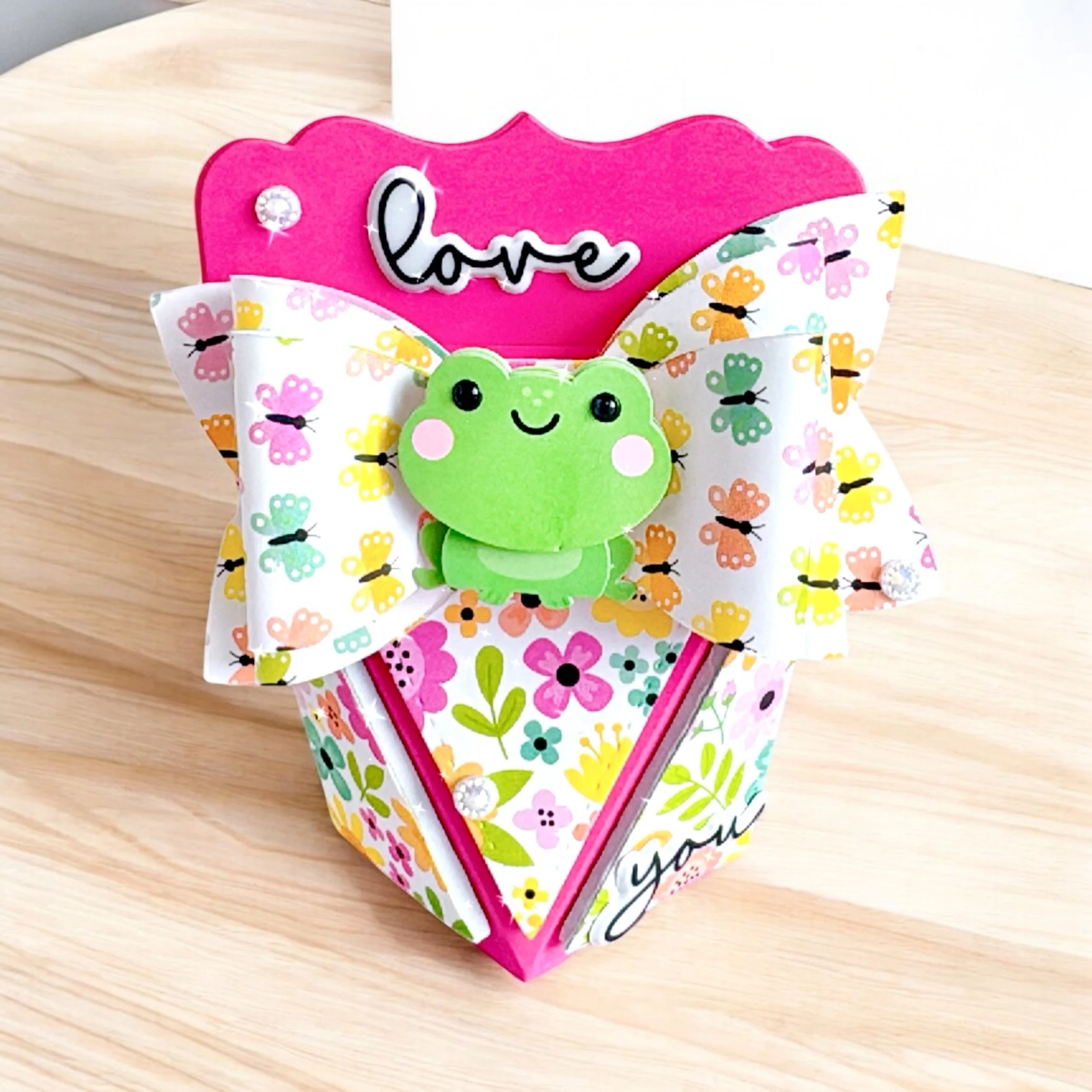 3D Double Self Closing Gift Bag - Image 3
