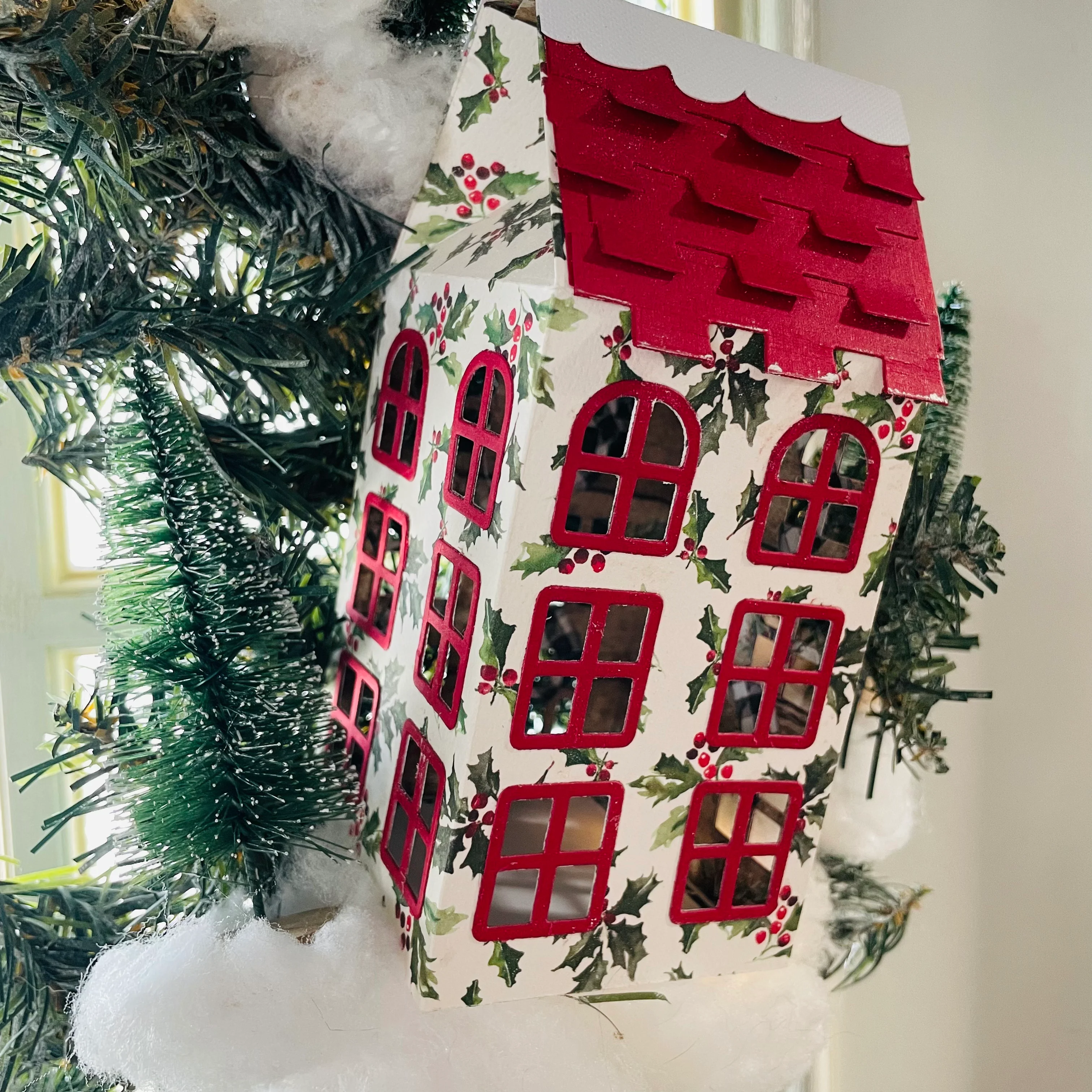 Advent House Gift Box Large - Image 8