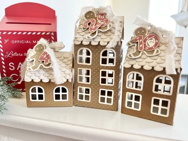 Advent House Gift Box Medium - Image 4