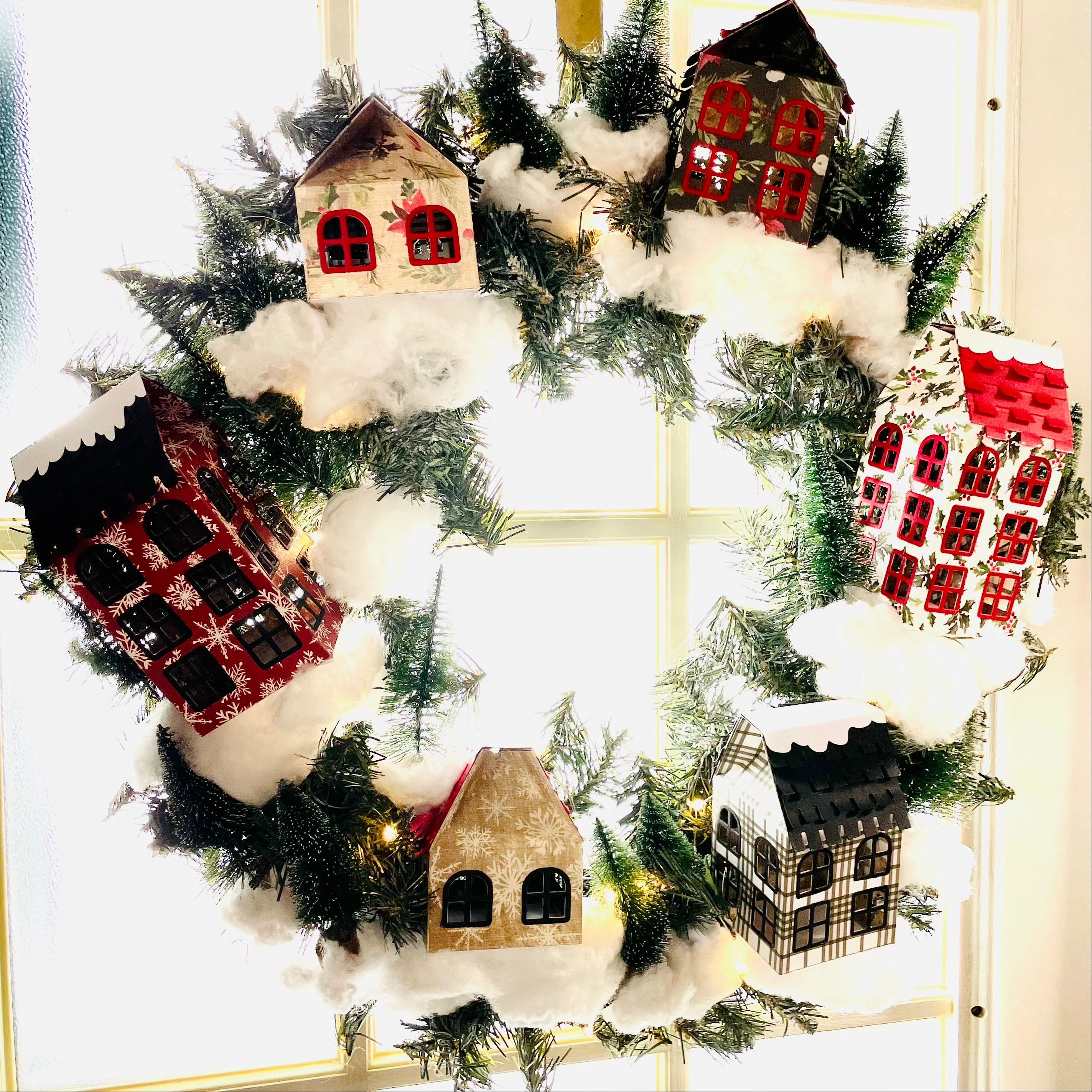 Advent House Gift Box Medium - Image 7