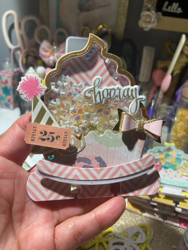 Cupcake Shaker Memorydex Card - Image 13