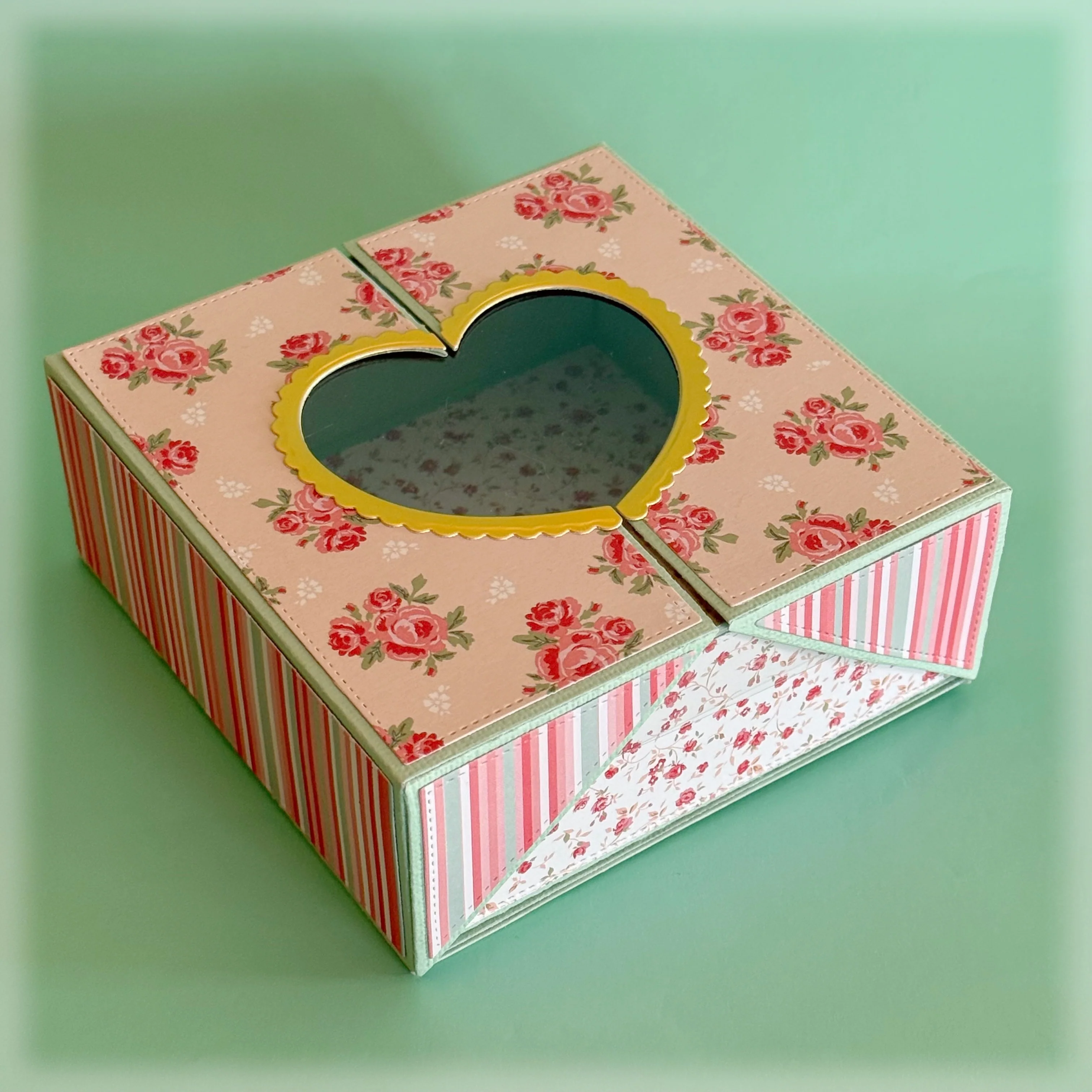 Heart Gift Box - Image 23