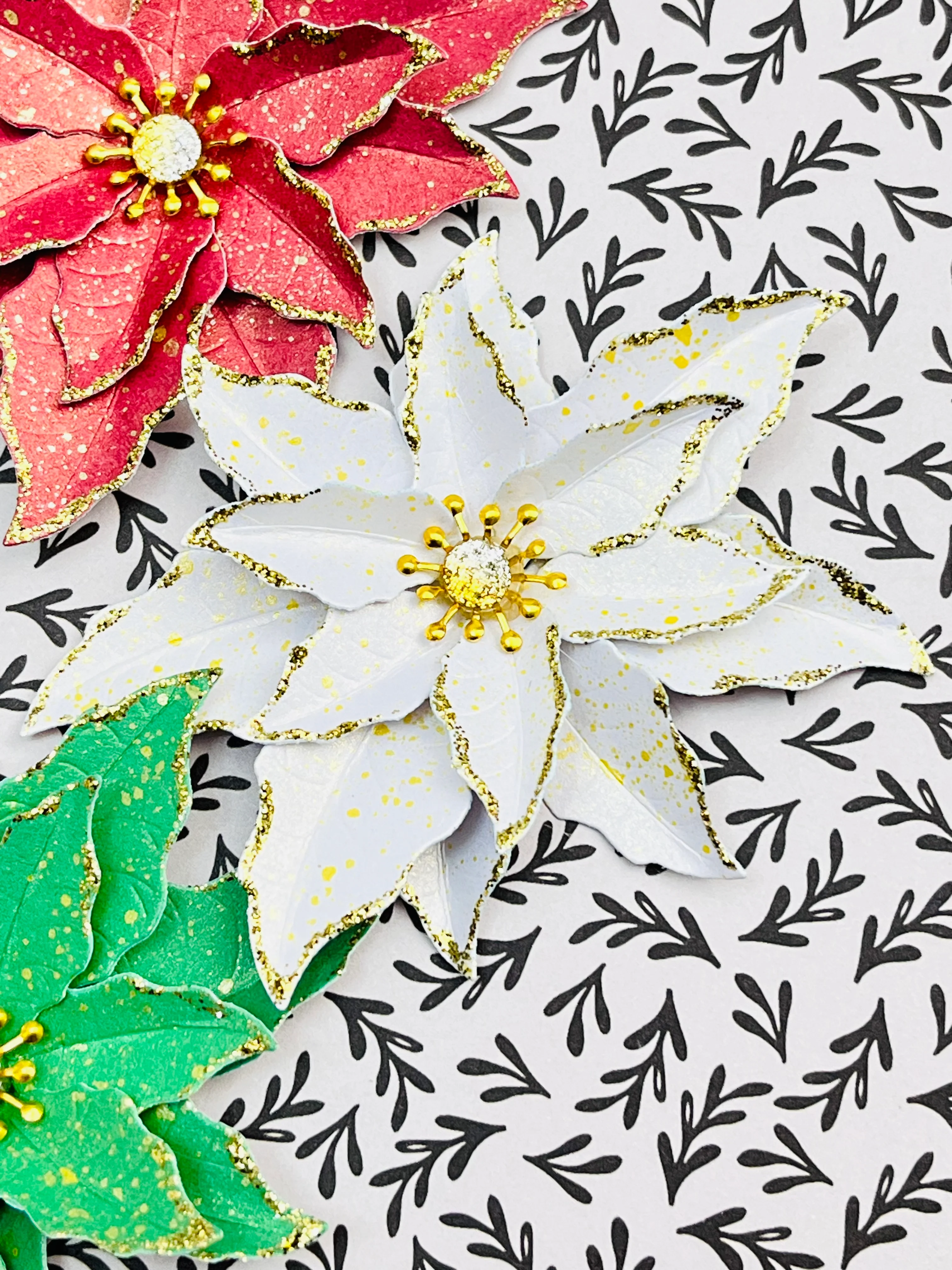 Large Poinsettia - Image 31