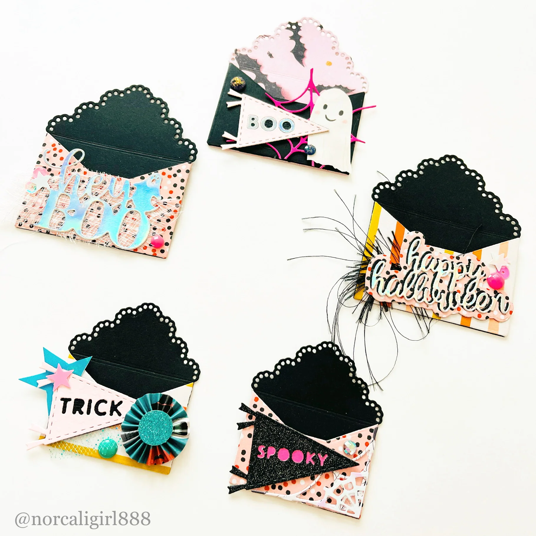 Mini Scalloped Envelope Set - Image 18